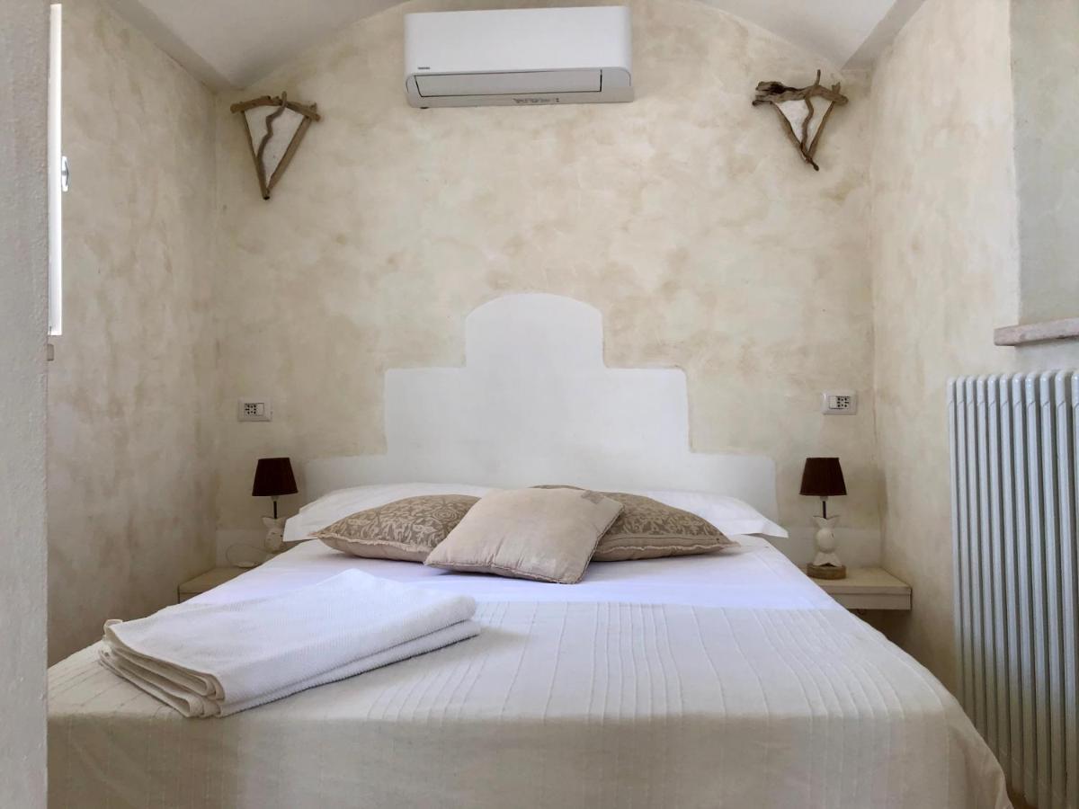 Вилла I Trulli Di Alice Челье-Мессапика Экстерьер фото