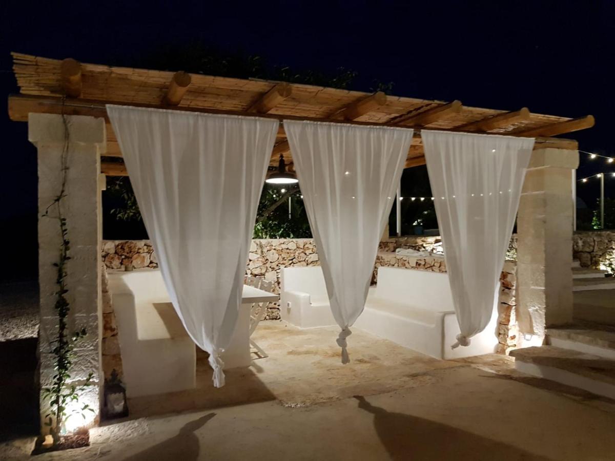 Вилла I Trulli Di Alice Челье-Мессапика Экстерьер фото