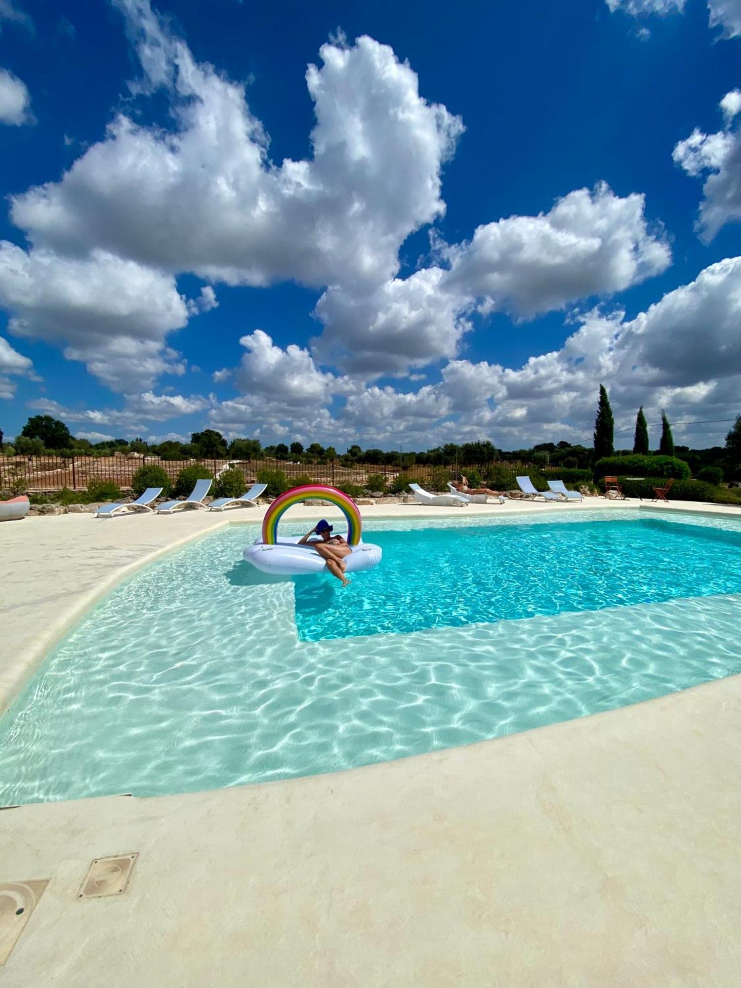 Вилла I Trulli Di Alice Челье-Мессапика Экстерьер фото